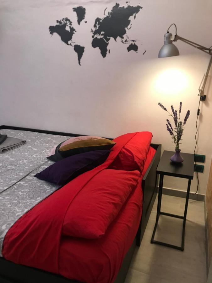 B&B Le Statuine Барлетта Экстерьер фото