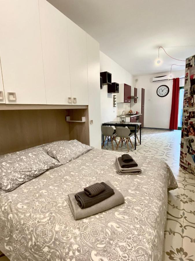 B&B Le Statuine Барлетта Экстерьер фото