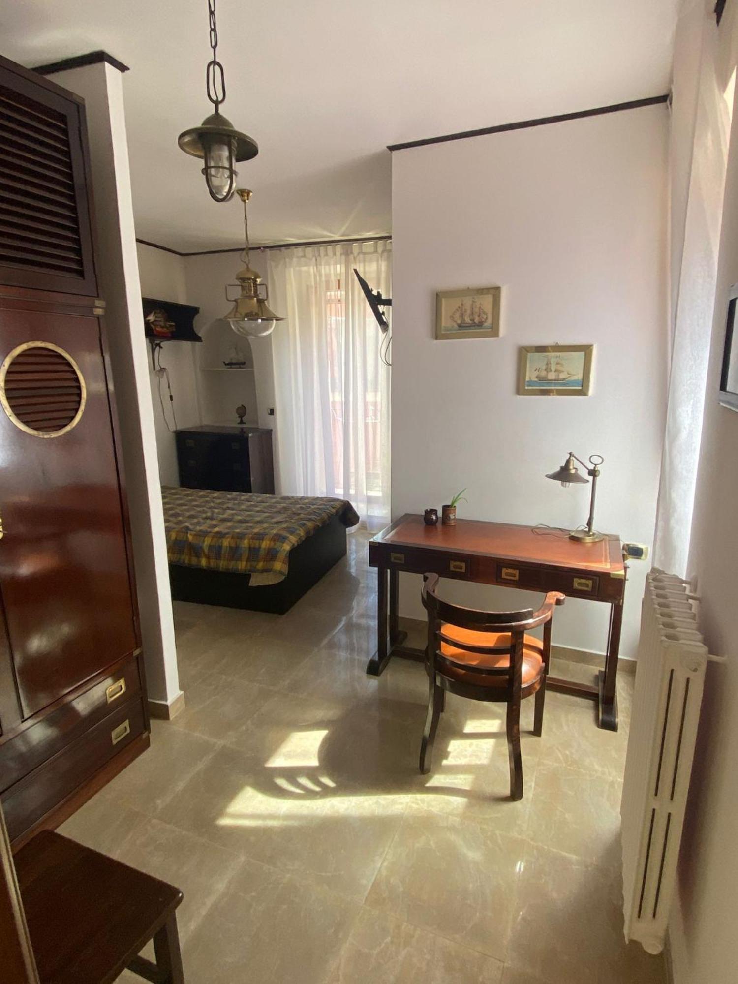 B&B Le Statuine Барлетта Номер фото